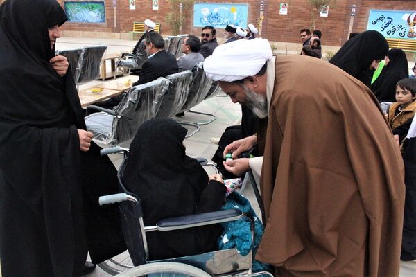 جلوه‌هایی از یادواره شهدا در دبستان استثنایی باغچه‌بان قم