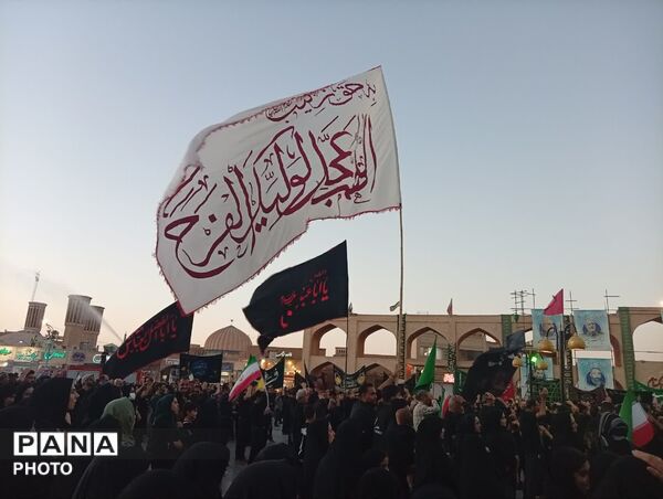طنین «یا حسین» در امیرچقماق؛ میثاق دوباره ی عاشوراییان یزد با راه شهدا