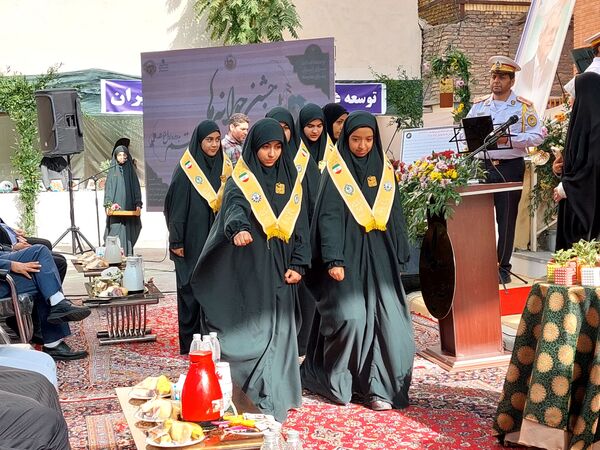 زنگ جوانه ها در مشهد به صدا در آمد