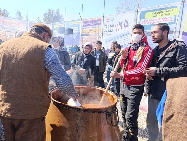 برگزاری جشنواره پخت سمنو در بجنورد 