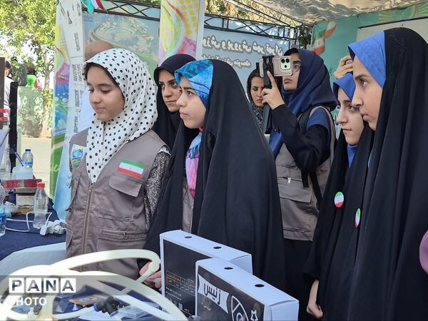 پنجره‌ای به دنیای استعدادها؛ افتتاح پایگاه‌های اوقات فراغت دانش‌آموزان شهر تهران