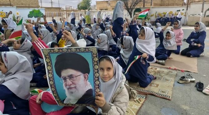 پیوند نسل جدید با آرمان های انقلاب اسلامی