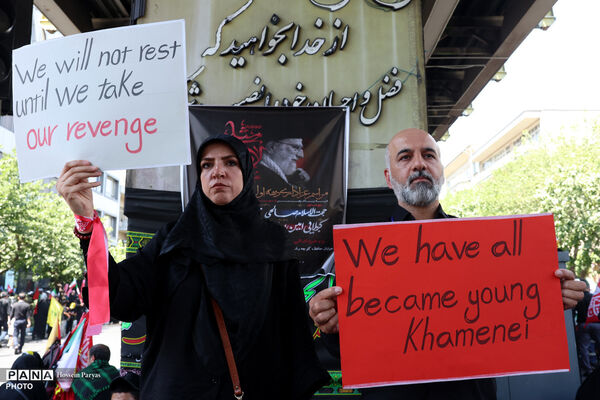 مراسم تشییع پیکر مطهر رهبر شهید انقلاب در تهران - 1
