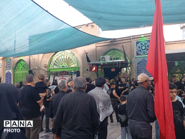  شب عاشورا در امامزاده علی‌اکبر