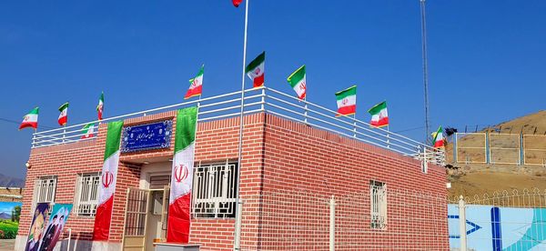 افتتاحیه نخستین مدرسه طرح حذف مدارس سنگی روستای طاهرآباد شهرستان مرزی کلات