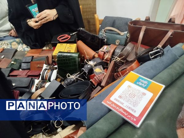 برگزاری نمایشگاه نوروزی ارغوان در فاروج