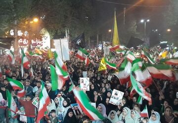 حماسهٔ اربعین رهبر شهید و شهدای دانش‌آموز مدرسه میناب در شهریار