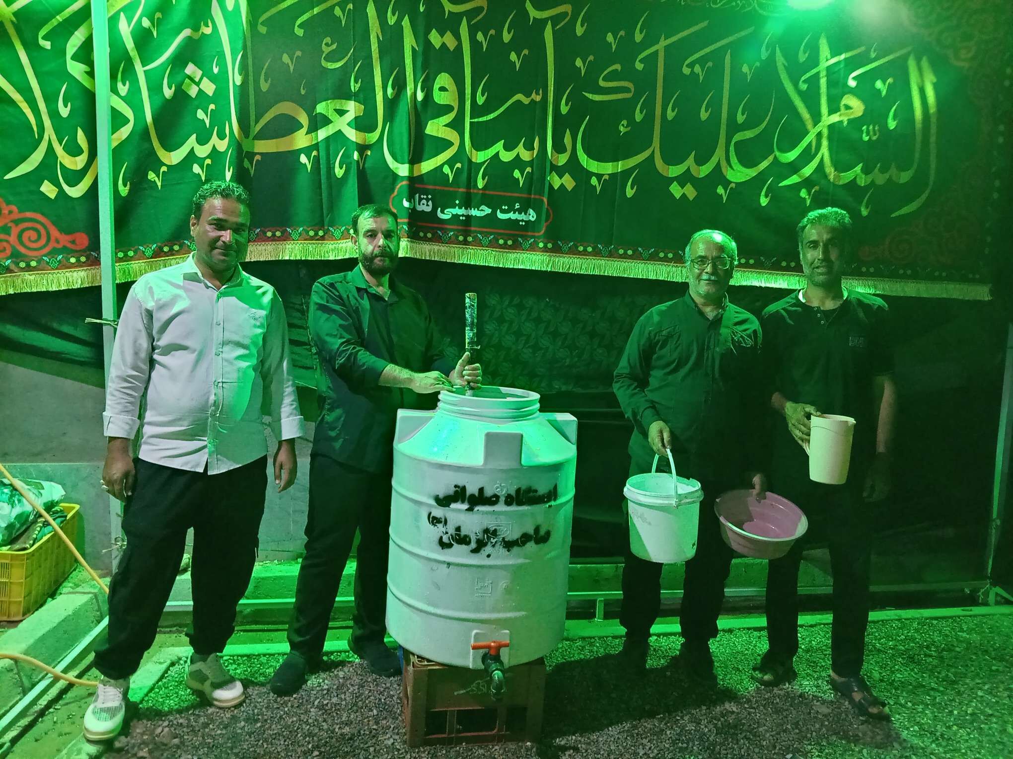 ایستگاه صلواتی صاحب الزمان در روستای نقاب میزبان عزادارن حسینی می شود