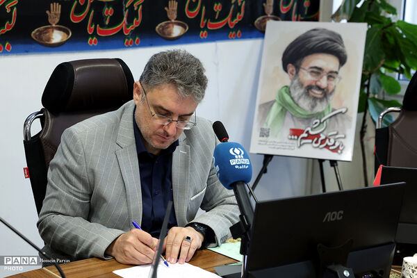 جلسه کمیسیون فعالیت‌های تابستانی دانش‌آموزان در تابستان 1405
