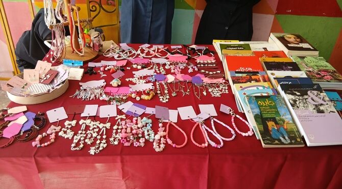 برگزاری بازارچه دانش آموزی در دبیرستان شهید امین اصغری یک
