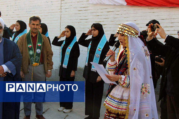  تجهیز هنرستان ۱۲ کلاسه بصیرت سملقان به امکانات آموزشی نوین
