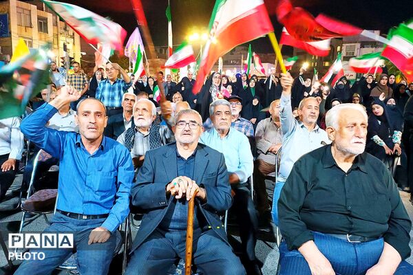 اجتماع باشکوه مردمی موج هفتاد و یکم در ورامین با حضور گسترده مردم