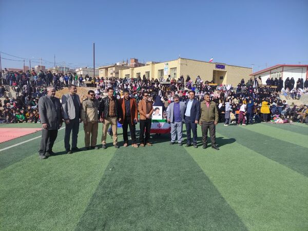 گرامیداشت دهه مبارکه فجر در روستای بیدک 