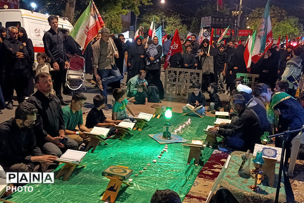 محفل انس با قرآن دانش‌آموزی در بزرگداشت مقام رهبر شهید در بجنورد