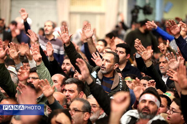دیدار اقشار مردم با رهبر انقلاب به مناسبت چهل‌وهفتمین سالگرد پیروزی انقلاب اسلامی