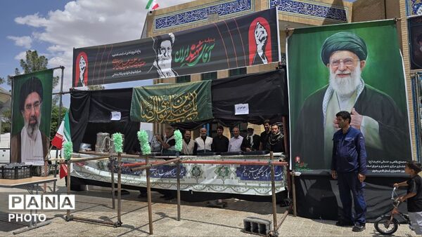 میزبانی مه‌ولات از زائران تشییع رهبر شهید انقلاب