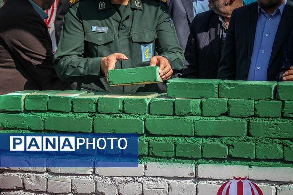 آیین خشت گذاری سه مدرسه ۱۵ کلاسه در کهریزک