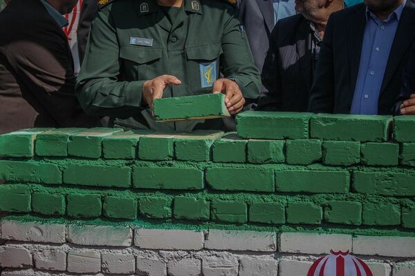 آیین خشت گذاری سه مدرسه ۱۵ کلاسه در کهریزک