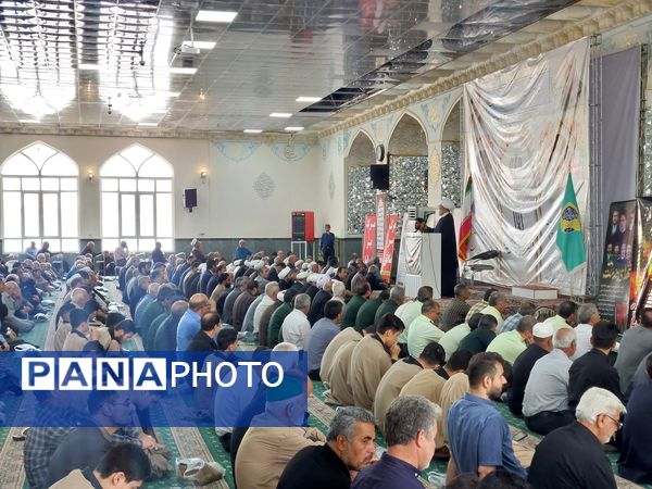 برگزاری نماز جمعه در کاشمر 