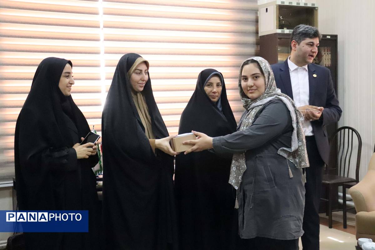 تقدیر از دختران تاثیرگذار خبرگزاری پانا به‌مناسبت هفته کرامت