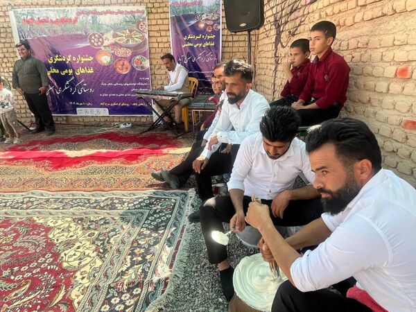 جشنواره گردشگری غذاهای بومی‌ _ محلی 