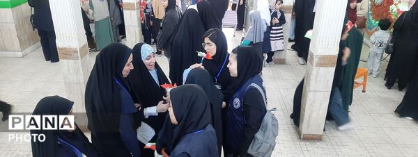 هم صدا با دختران شهید مینابی در روز دختر