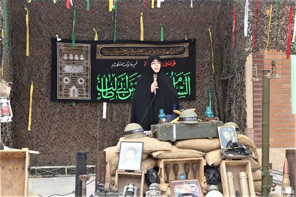 جلوه‌هایی از یادواره شهدا در دبستان استثنایی باغچه‌بان قم