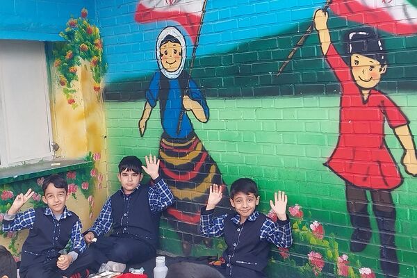 اجرای طرح «صبحانه سالم» در دبستان هیأت امنایی شهید قلنبر ناحیه دو شهرری 