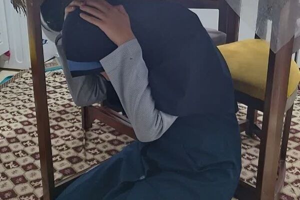 به صدا درآمدن آژیر مانور زلزله در کلاس‌های مجازی دبیرستان شهید همت