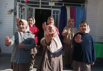 نسیم خوش اعیاد شعبانیه با اجرای سرود معنویت