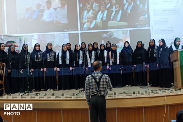  آیین گرامی‌داشت «سلامت و امنیت با سفیران سلامت» در ورامین