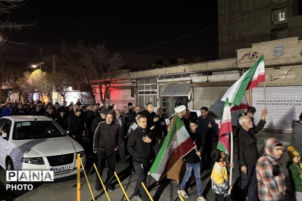 سوگواری مردم چهاردانگه در شهادت رهبر انقلاب اسلامی