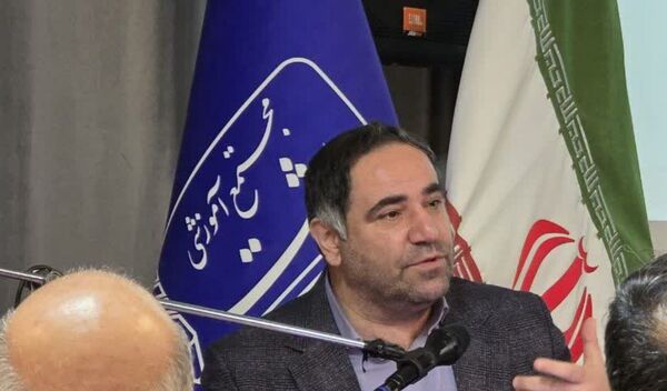 جلسه دوم هدایت تحصیلی ویژه پایه نهم دبیرستان دوره اول بعثت واحد۶ 