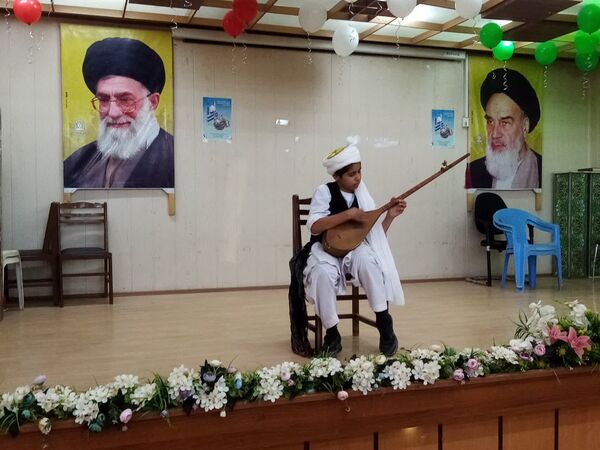 هنرنمایی دانش‌آموزان نوازنده در دیار شیخ جام