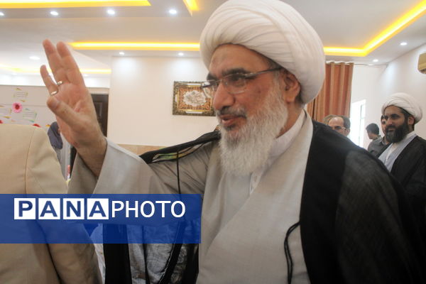 زنگ نماز در دبستان امید انقلاب ( شاهد ) بوشهر