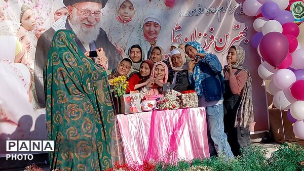 جشن فرشتگان زمینی و شکوفه‌های امید