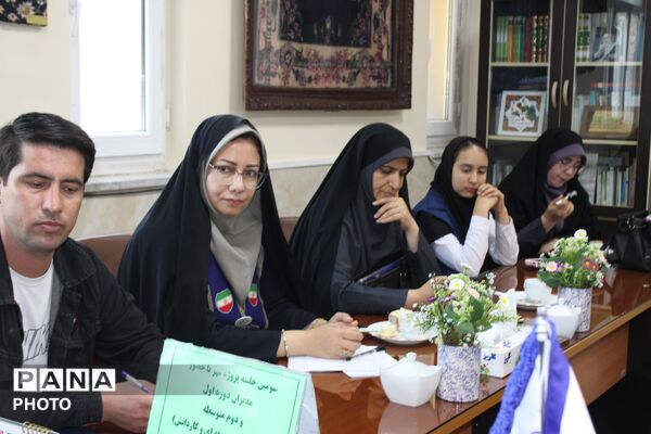 نشست خبری با اصحاب رسانه شهرستان فاروج 
