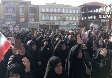 همبستگی مردم کرمان در محکومیت آمریکا