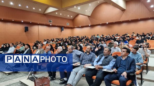 بزرگداشت پروفسور مریم میرزاخانی در دانشگاه آزاد واحد کرج