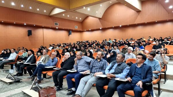 بزرگداشت پروفسور مریم میرزاخانی در دانشگاه آزاد واحد کرج