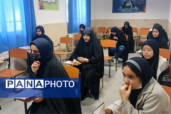 مسابقات قرآن و عترت در منطقه جوادآباد 