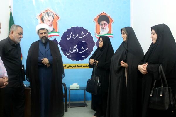 تجدید میثاق مدیر آموزش و پرورش گلوگاه با شهدا و دیدار با امام جمعه شهرستان 