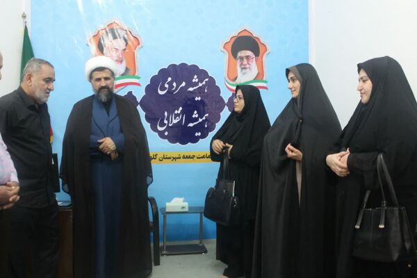 تجدید میثاق مدیر آموزش و پرورش گلوگاه با شهدا و دیدار با امام جمعه شهرستان 