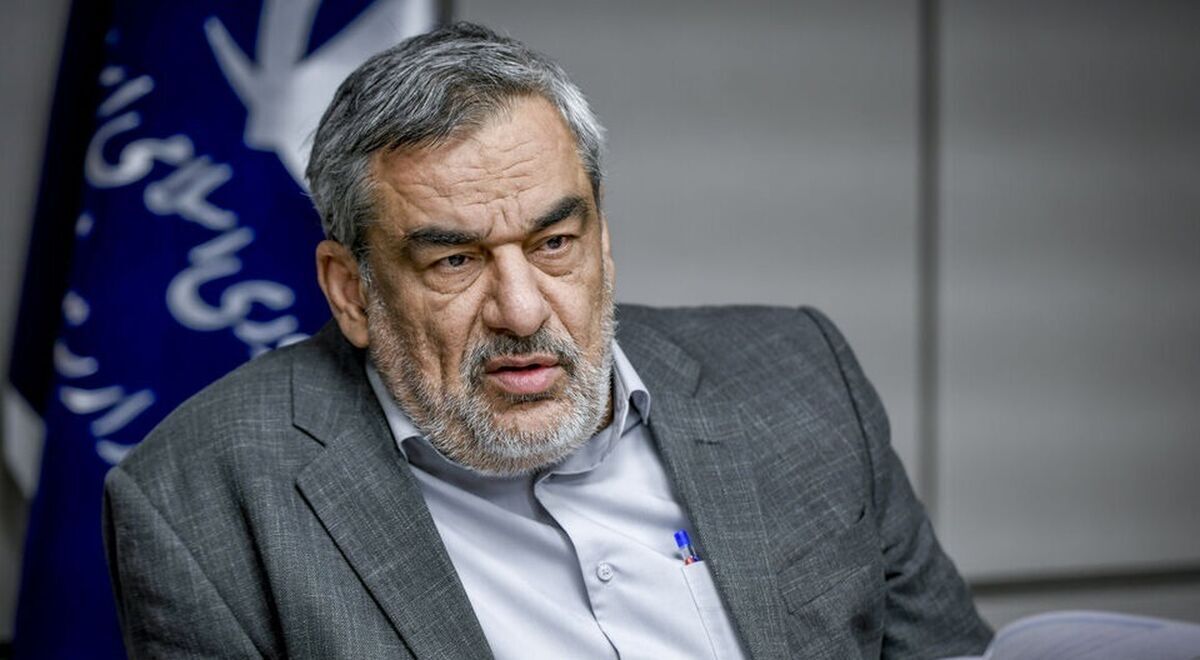 خبر منتشرشده درباره «قرارداد فروش نفت با مجوز وزیر نفت» را تکذیب می‌کنم