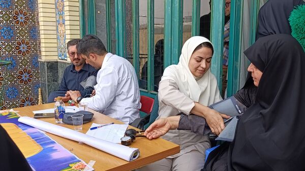 پایش مداوم فشار خون و قند خون، کلید سلامت شهرستان‌ شازند 