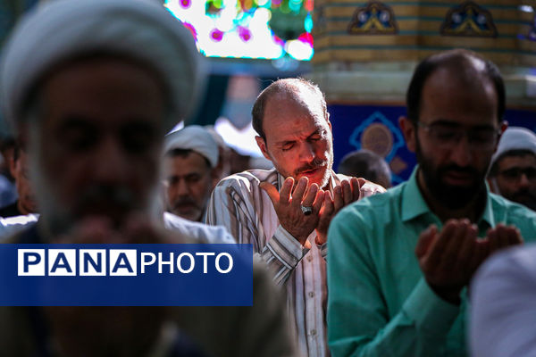 نماز عید قربان در مسجد مقدس جمکران