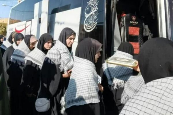 اعزام ۴۰ دانش‌آموز دختر مارگونی به اردوی راهیان نور