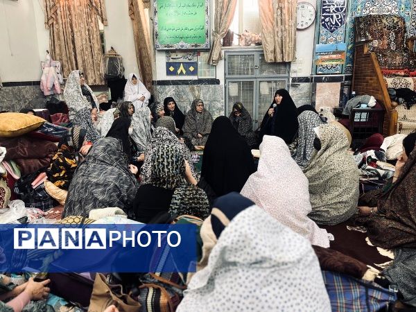 مراسم اعتکاف مادر دختری در مسجد صاحب الزمان آشخانه