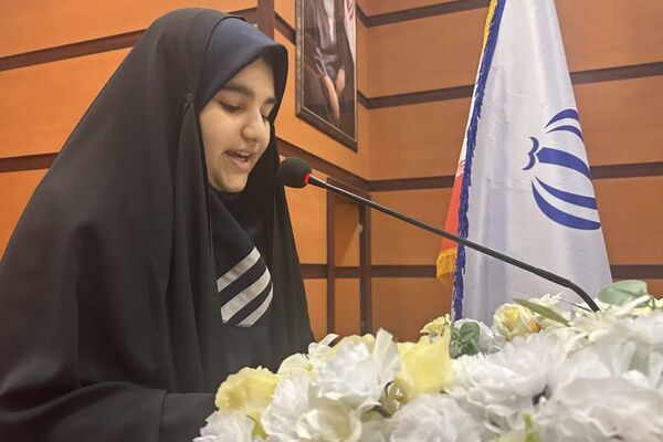 مسابقات استندآپ کمدی و مجری‌گری در سالن سجادیه بهارستان دو
