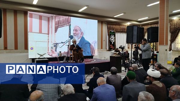 مراسم پر فیض دعای ندبه به همراه آئین رونمایی و عطرافشانی سنگ یادبود شهید گمنام 